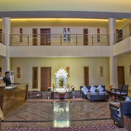 Hotel Deepali Sāgar Zewnętrze zdjęcie