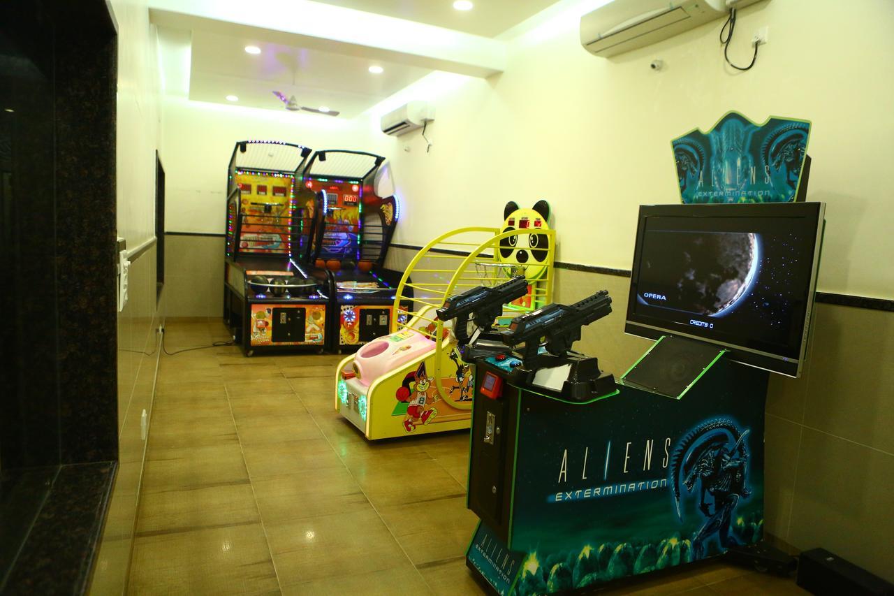 Hotel Deepali Sāgar Zewnętrze zdjęcie
