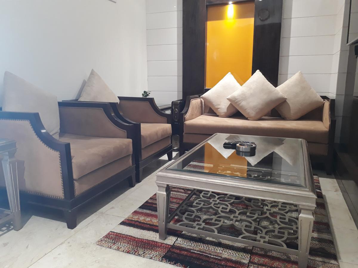 Hotel Deepali Sāgar Zewnętrze zdjęcie