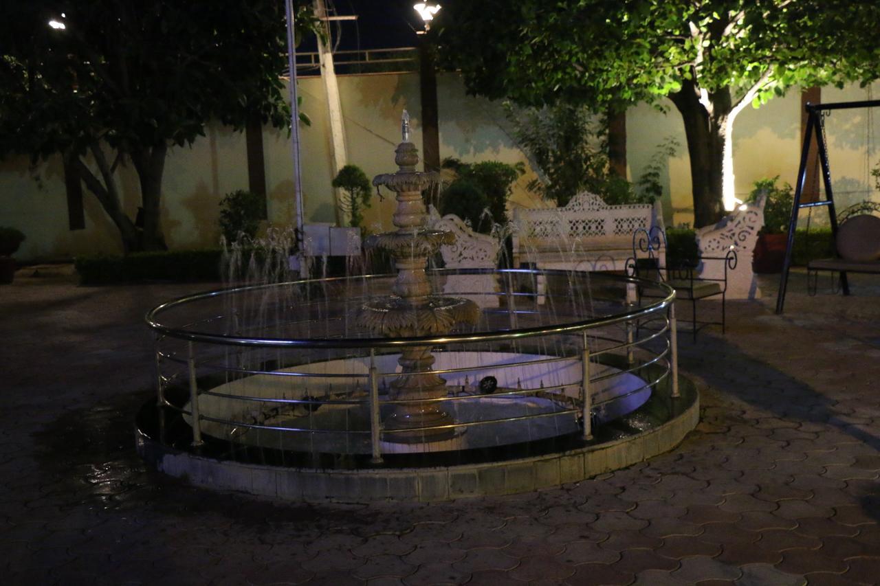 Hotel Deepali Sāgar Zewnętrze zdjęcie